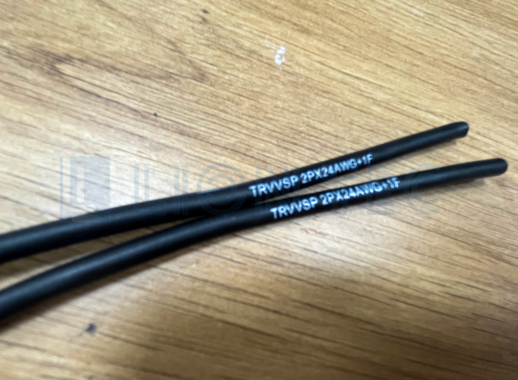 TRVVSP高柔性拖鏈電纜規格字樣白墨UV噴碼機高附著打樣效果